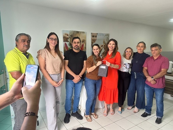 PROGRAMA MAIS AUDIÇÃO: pacientes da Otoclínica Municipal são beneficiados com entrega de aparelhos auditivos